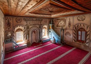 Tarihi Camii