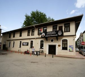 KÜLTÜR MERKEZİ VE KÜTÜPHANE