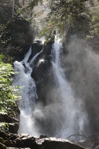 Oylat Şelalesi