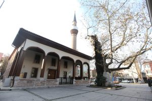 Yenişehir Çınarlı Voyvoda Camisi