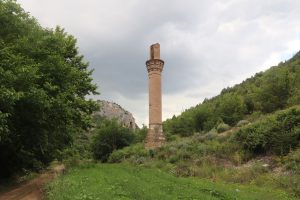 Yenişehir Yalnız Minare