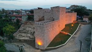 Zindan Kapı
